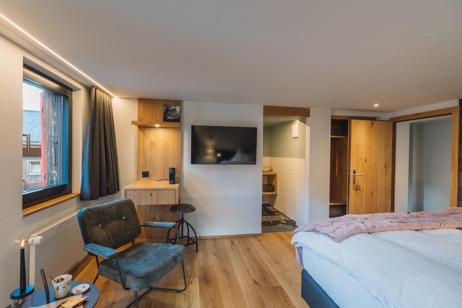 Hotel Walliserkanne Grachen Ngoại thất bức ảnh