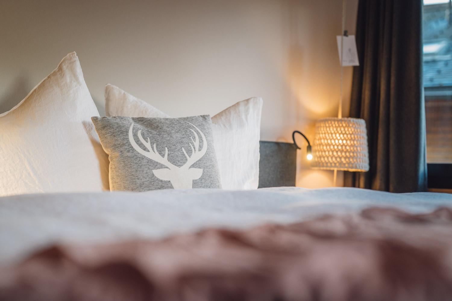 Hotel Walliserkanne Grachen Ngoại thất bức ảnh