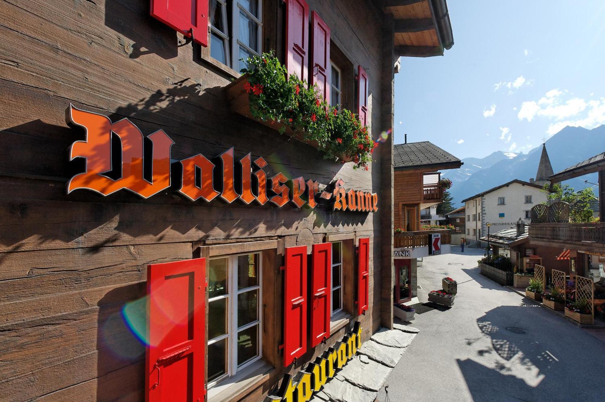 Hotel Walliserkanne Grachen Ngoại thất bức ảnh