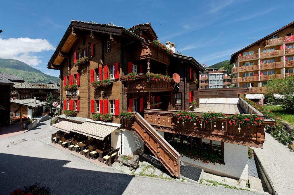 Hotel Walliserkanne Grachen Phòng bức ảnh