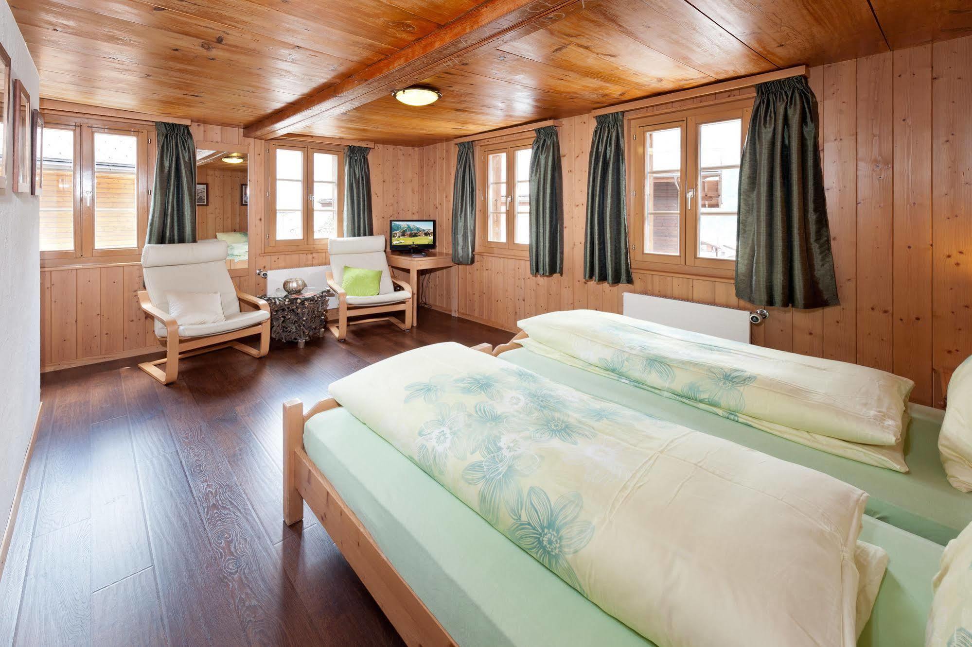 Hotel Walliserkanne Grachen Ngoại thất bức ảnh